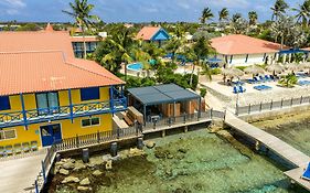 Divi Flamingo Beach Resort